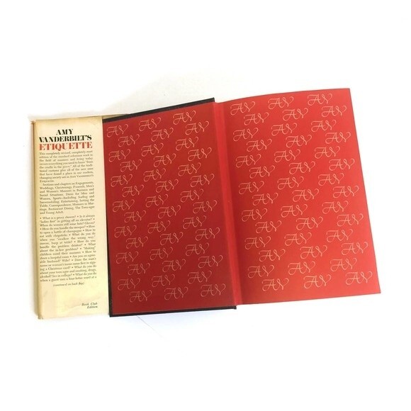 Vintage Book: Amy Vanderbilt's Etiquette Hardcover with Dust Jacket - Picture 3 of 9